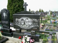 Двойной памятник
