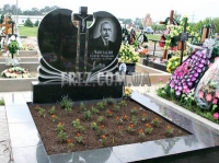 Гранитный памятник в Конотопе