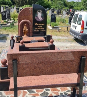 Красивые  памятники