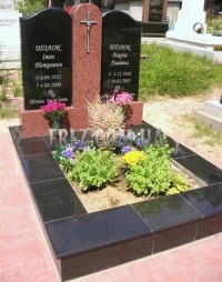 Черно-красный памятник