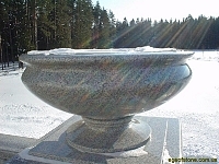 Гранитная чаша
