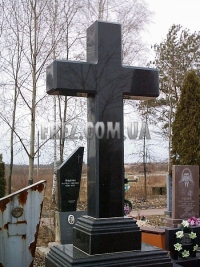 Гранитный крест