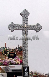 Крест памятника