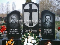 Крест памятника