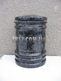Урна из гранита